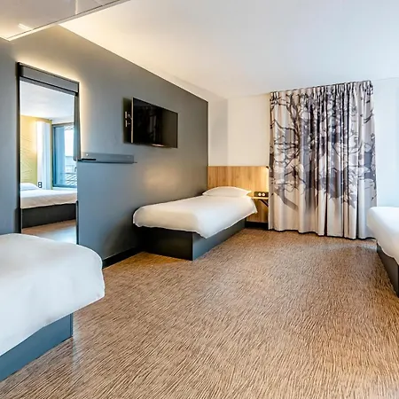 Bassins A Flot Hotel Bordeaux