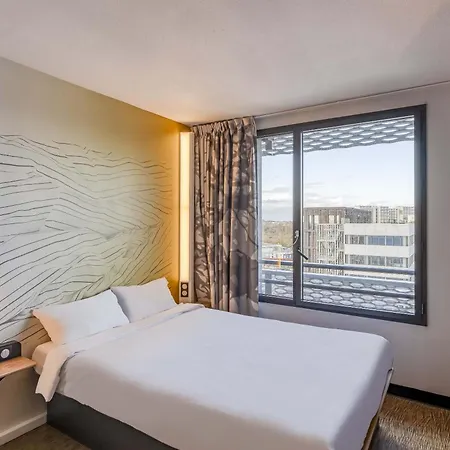 Bassins A Flot Hotel 3*